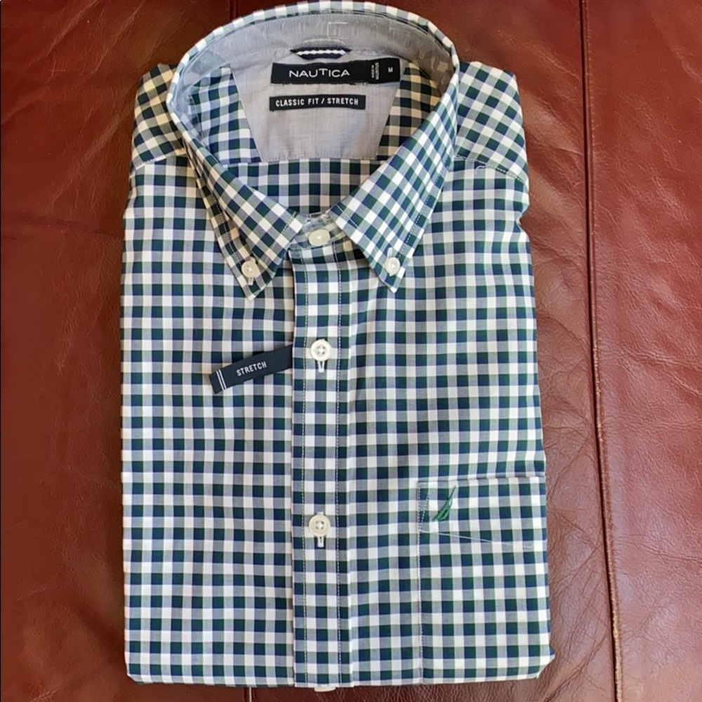 NWT Nautica Men’s Button Up Dress Shirt M